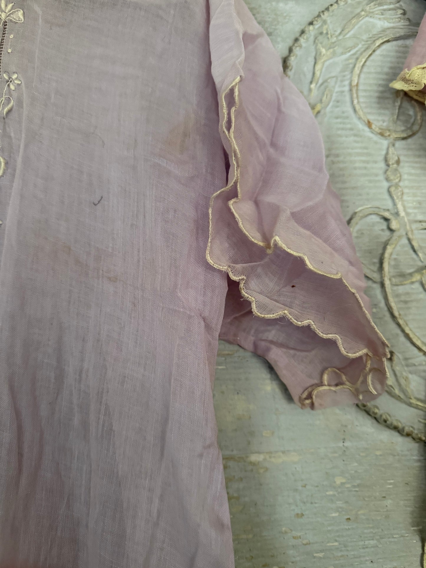 Antique Lavender Lace Ribbon Robe Gown