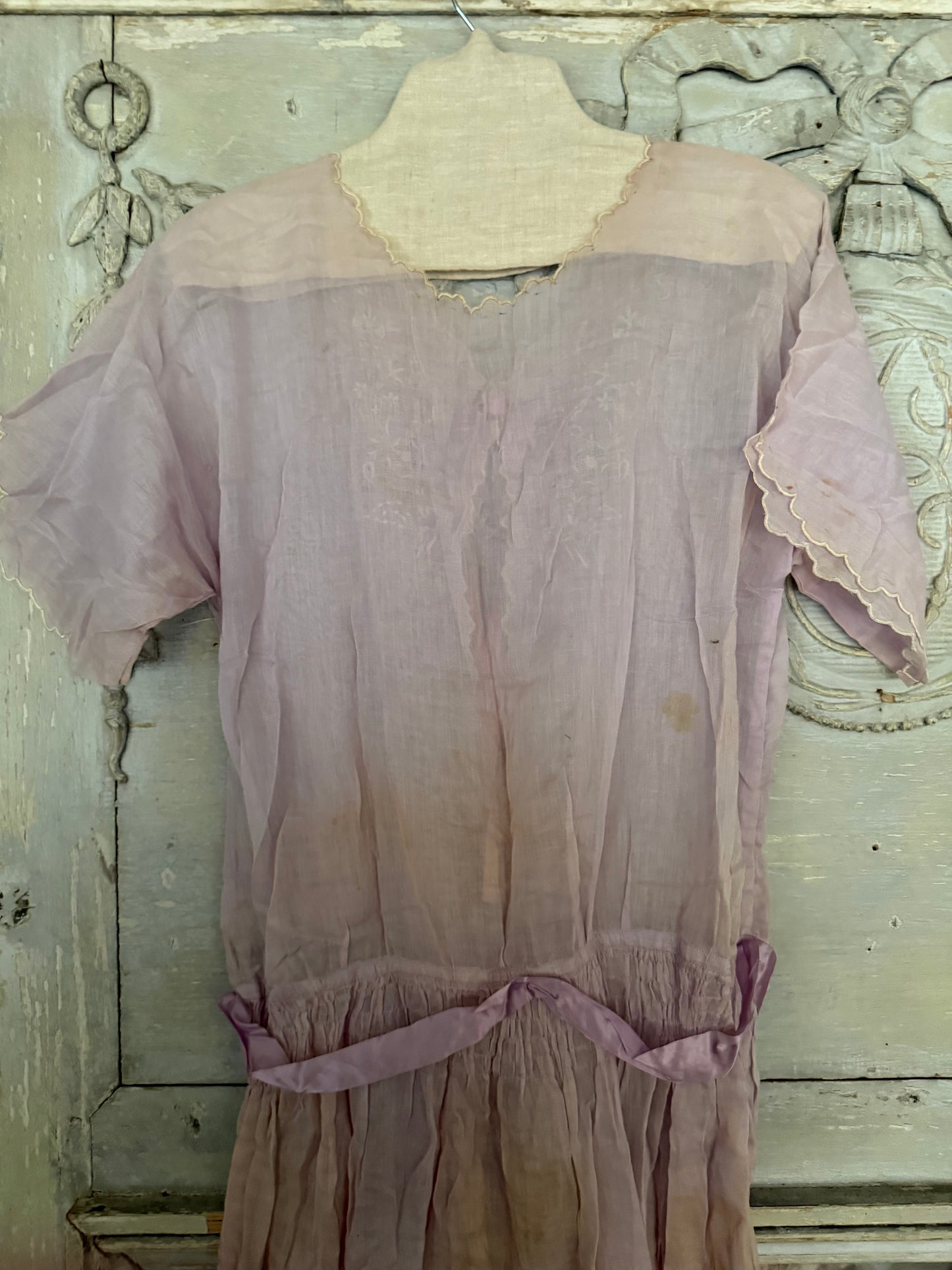 Antique Lavender Lace Ribbon Robe Gown