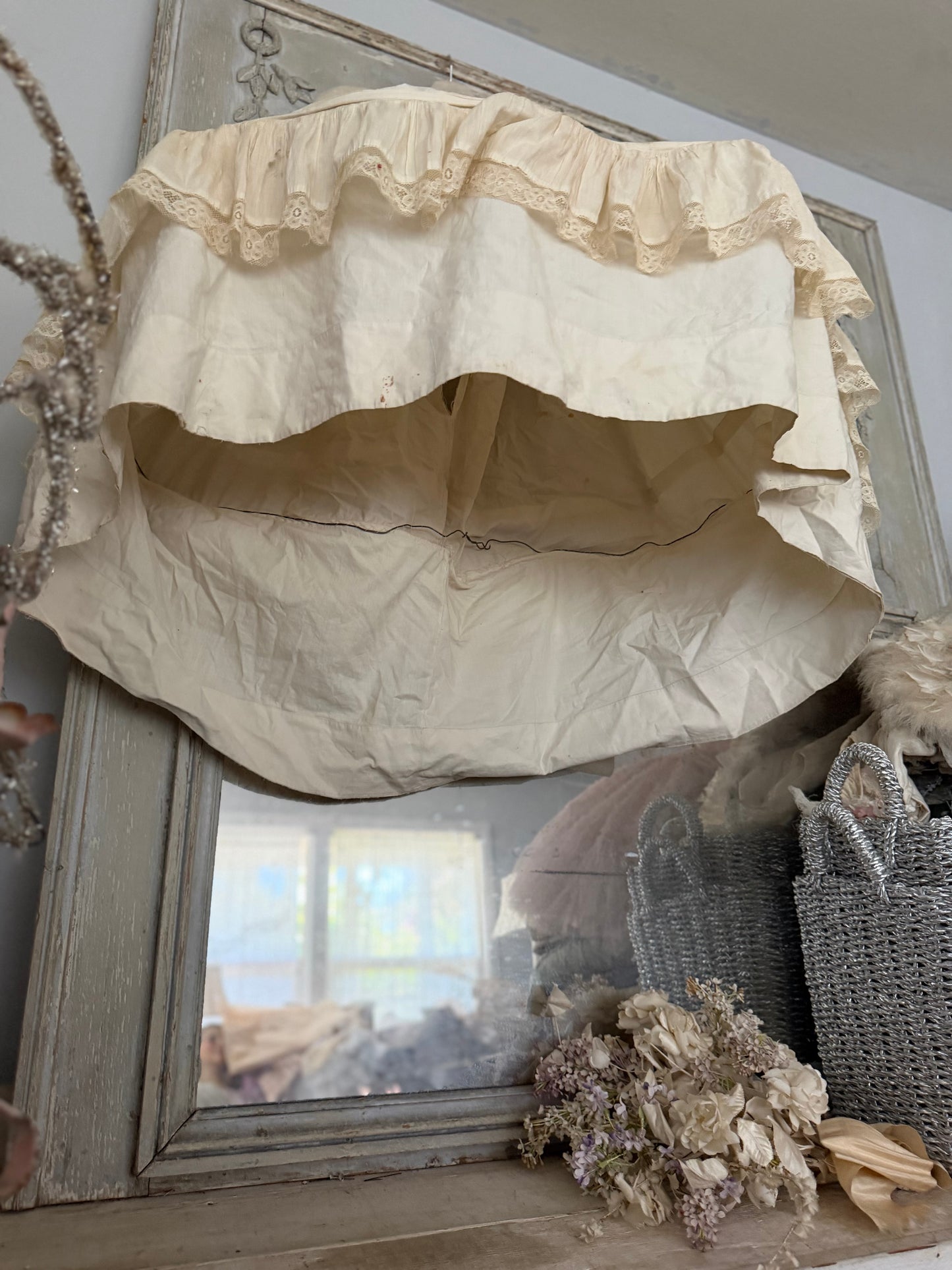 Antique White Wired Lace Hoop Skirt