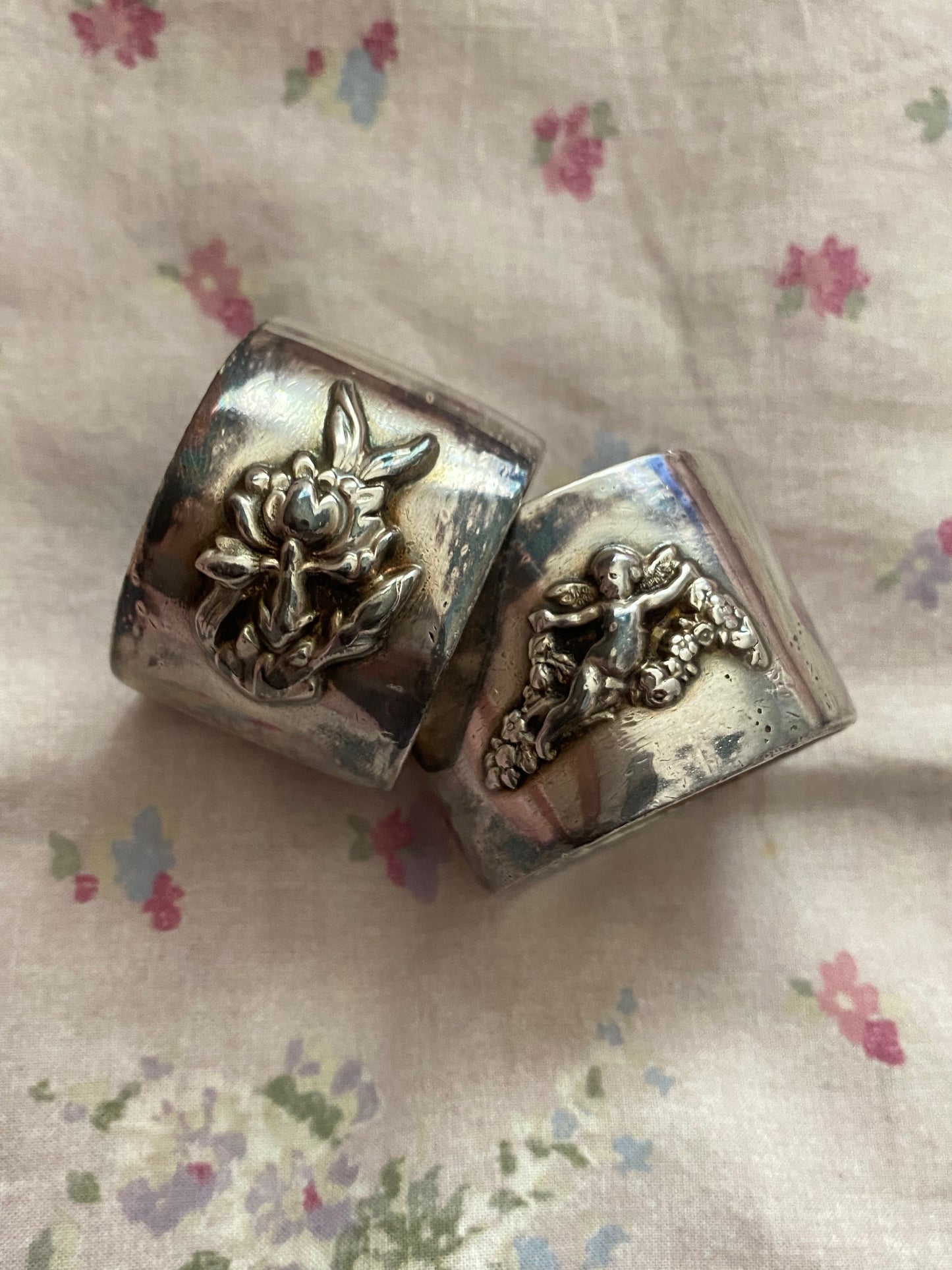 Pair Antique Sterling Silver Napkin Rings Cherub