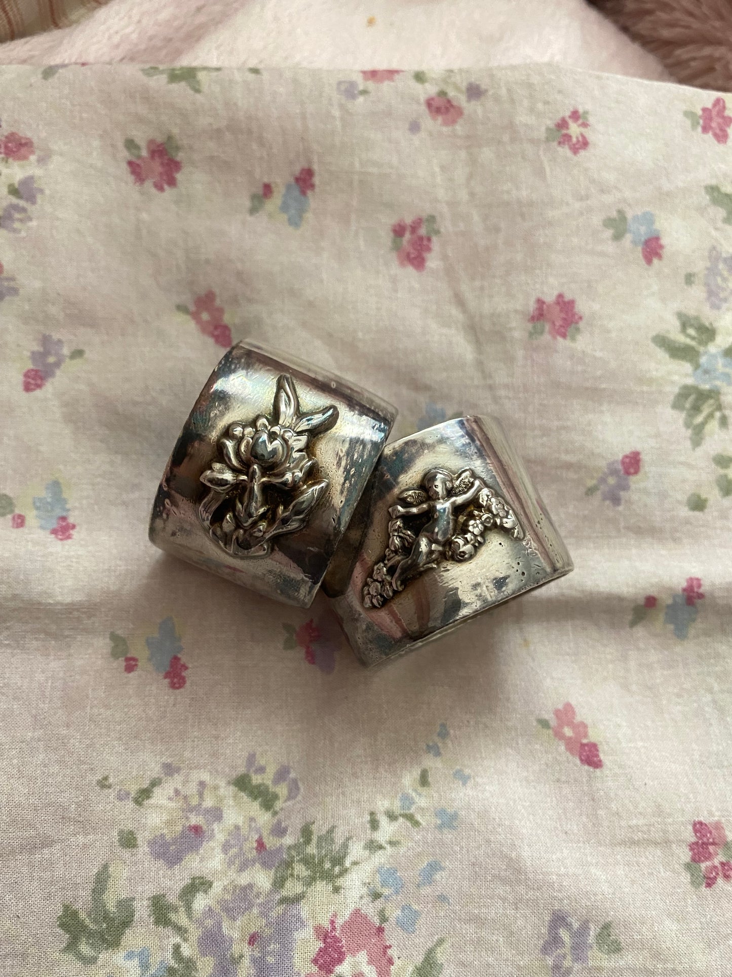 Pair Antique Sterling Silver Napkin Rings Cherub