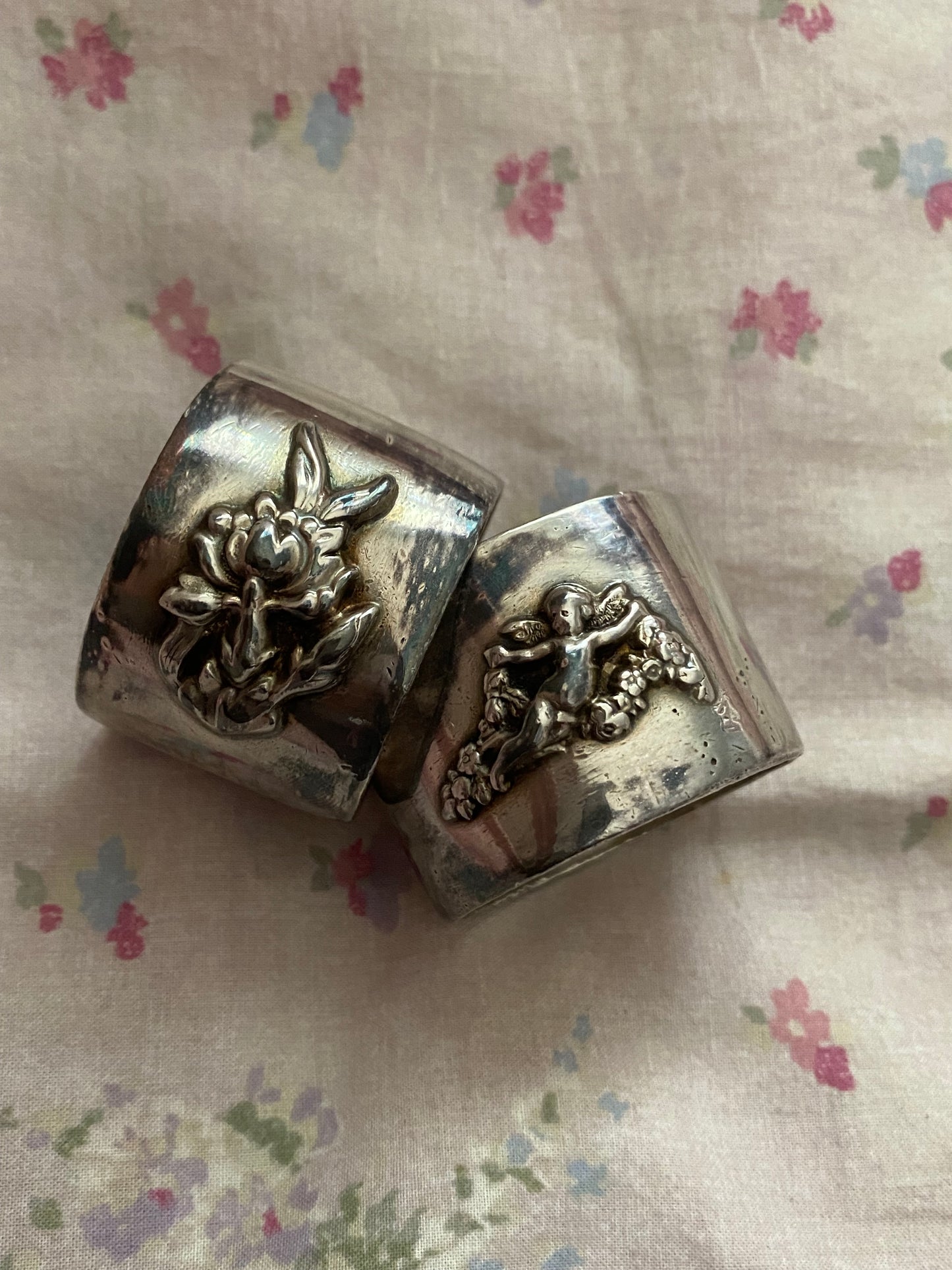 Pair Antique Sterling Silver Napkin Rings Cherub