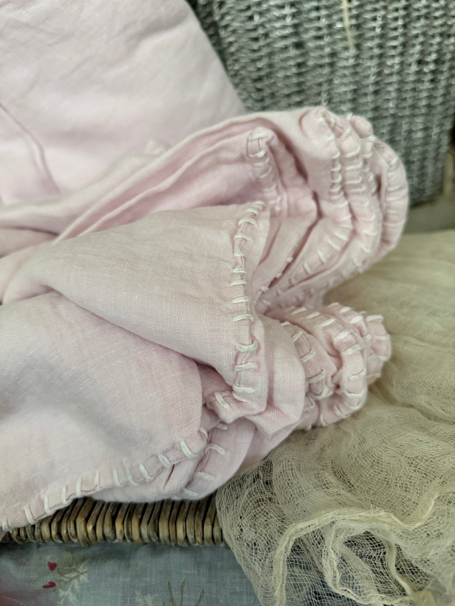 Rachel Ashwell Shabby Chic Couture RASSC Pink Prairie Stitch Linen King Duvet
