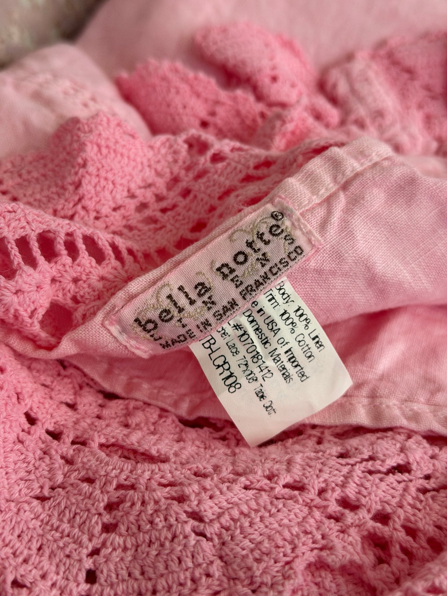 Bella Notte Pink Linen Lace Tablecloth