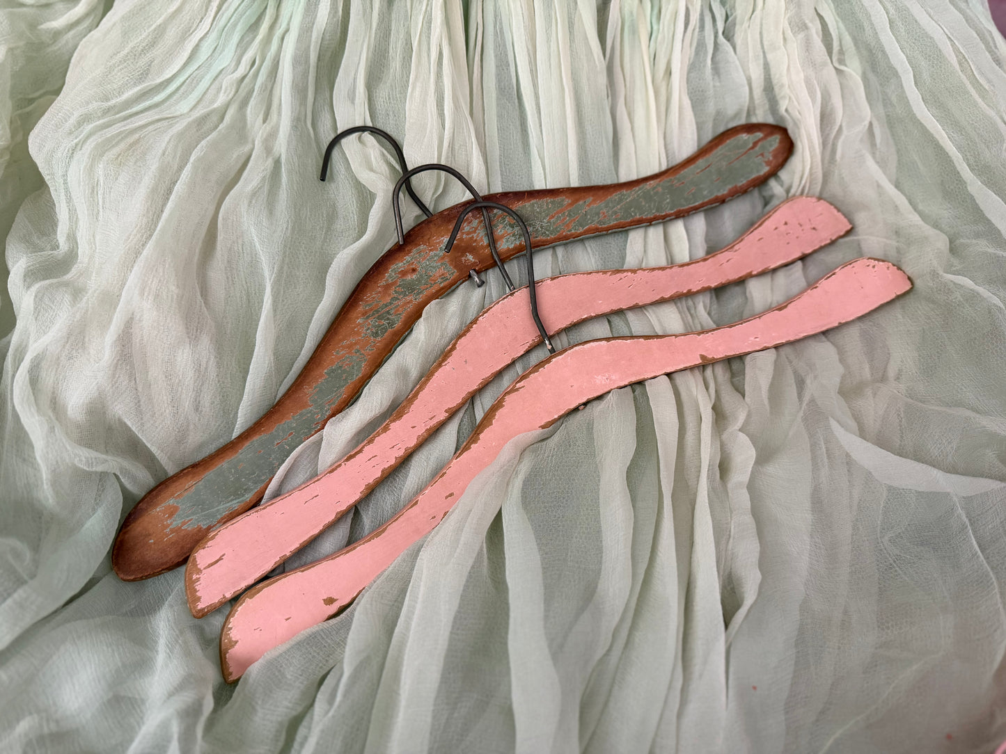 Collection Vintage Hangers