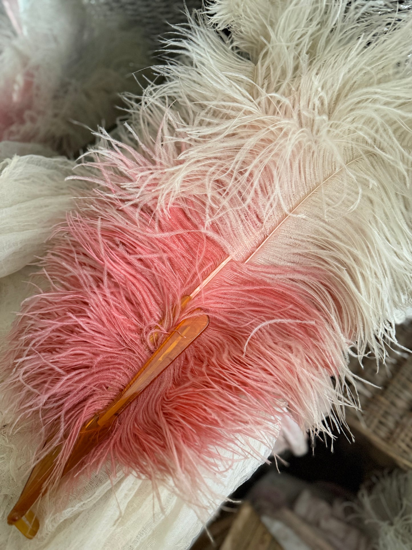 XL Antique Pink Ombre Ostrich Feather Fan