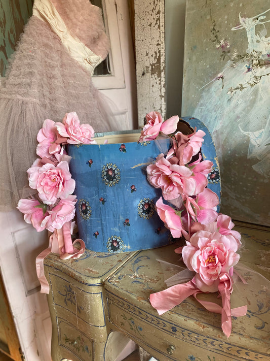 Antique Hat Box Faded Blue Hand Painted Wallpaper