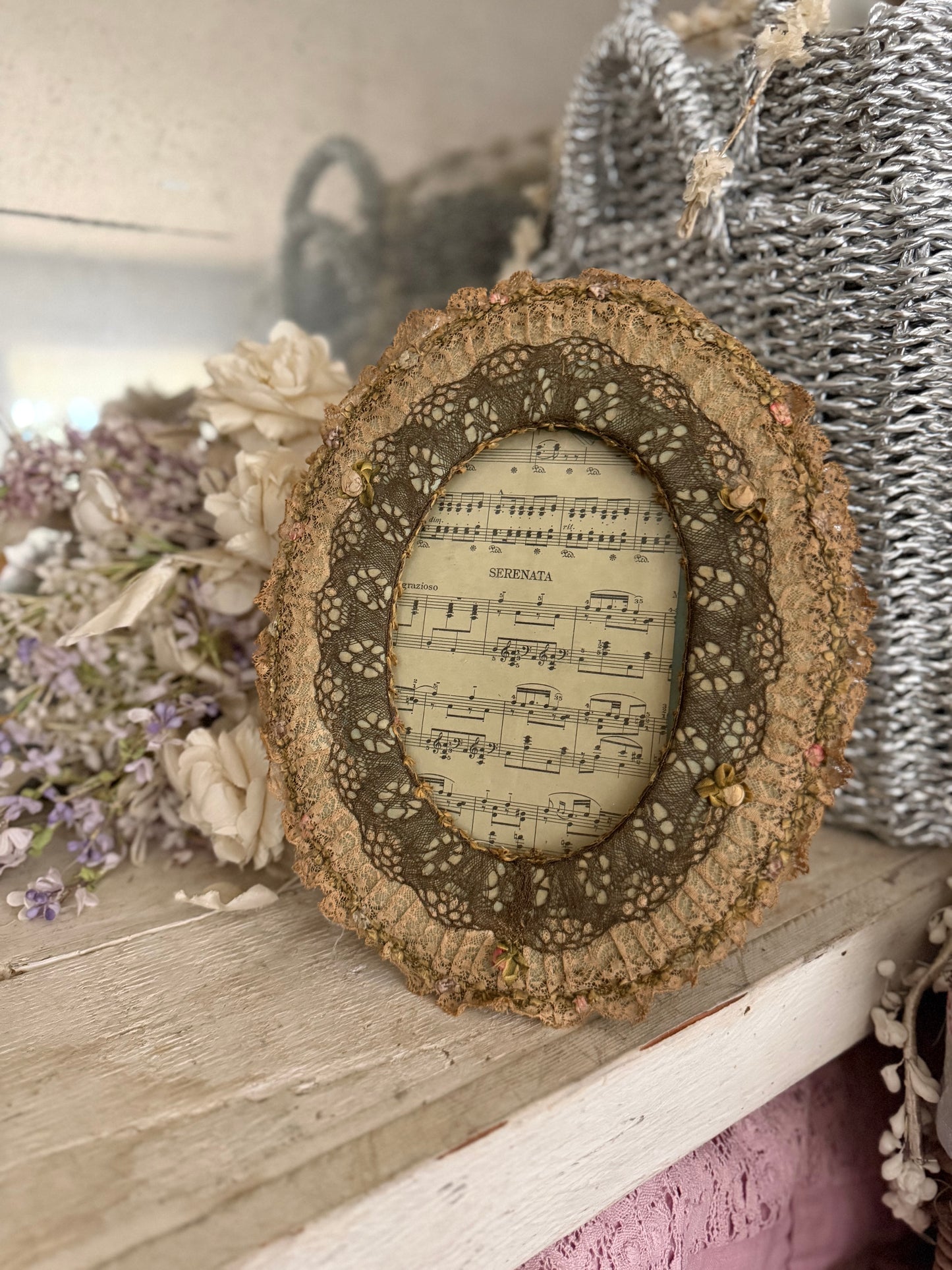 Antique 1920s Ribbonwork Lace Frame