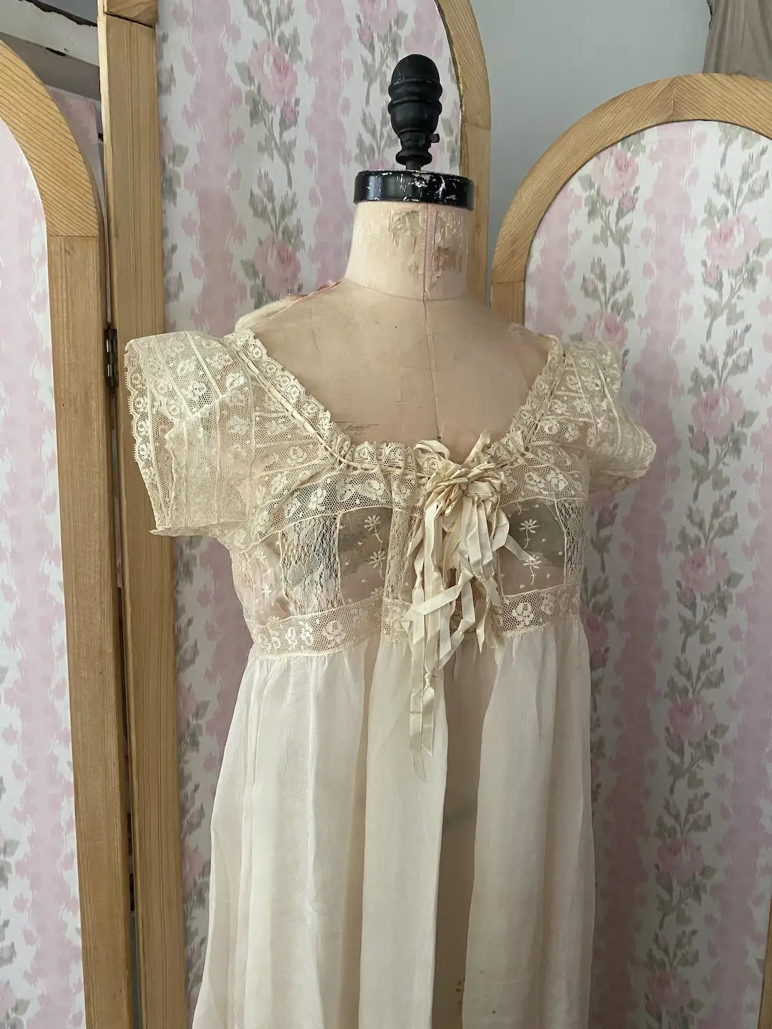 Antique Lace Wedding Trousseau Negligee Night Gown Dress