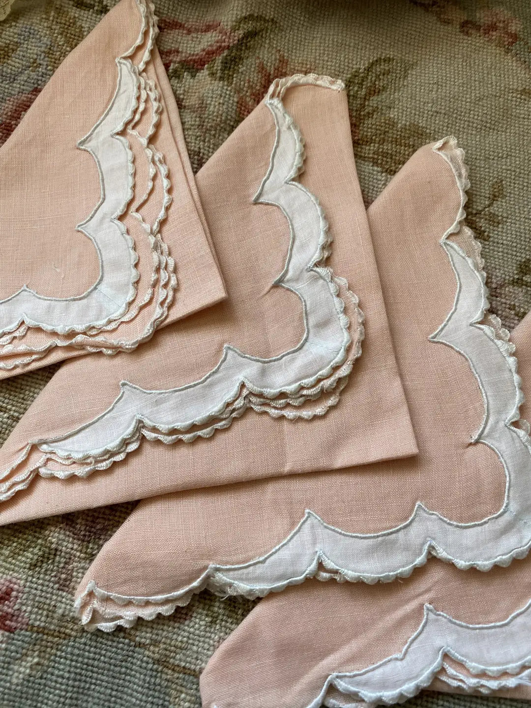 Vintage Art Deco Napkin Set 4 Pc Peach