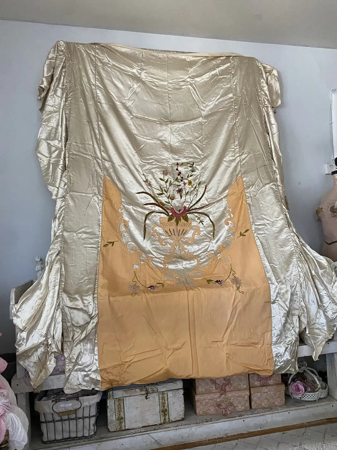 Vintage 1930s Satin Boudoir Bedspread Set