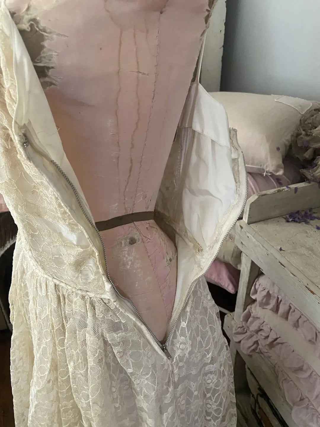 Vintage Emma Dob Lace Prom Dress