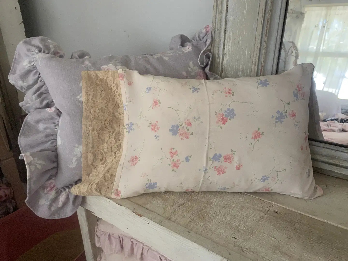 Vintage Pink Floral Lace Trim Boudor Throw Pillow Pillowcase