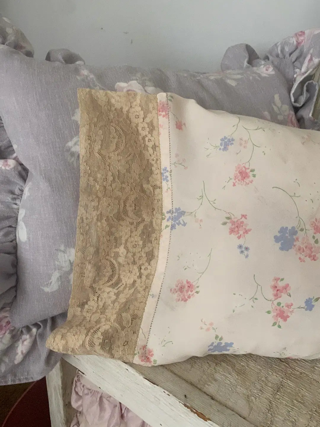 Vintage Pink Floral Lace Trim Boudor Throw Pillow Pillowcase
