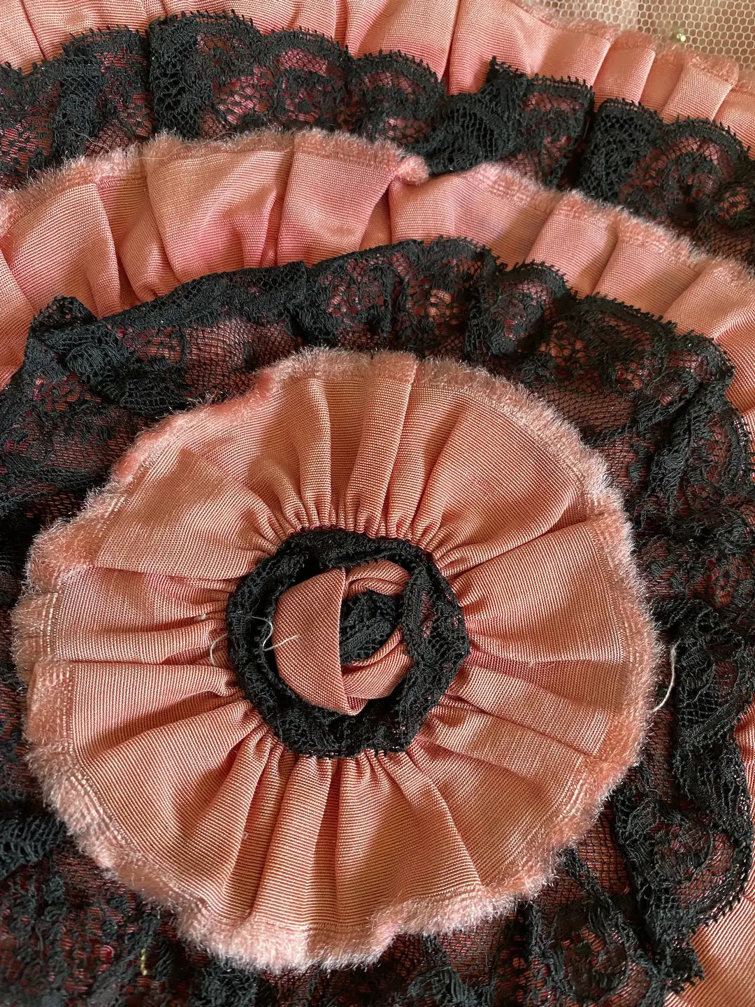 Vintage Pink Black Lace Hankie Holder