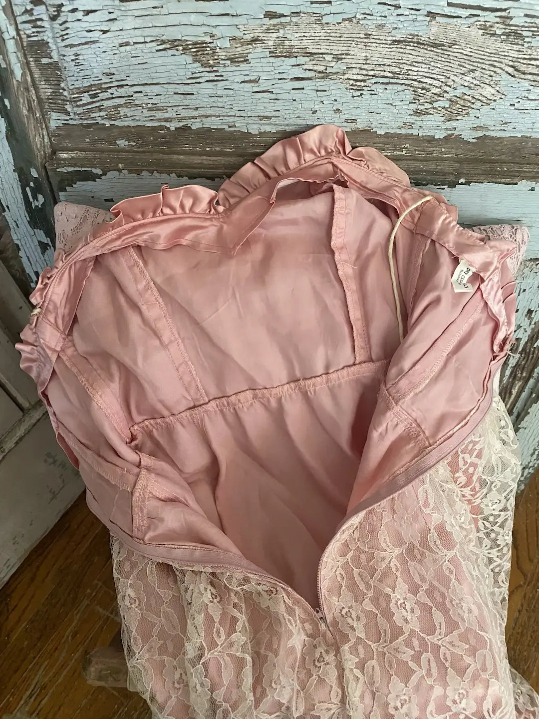 Vintage Pink Lace Prom Dress