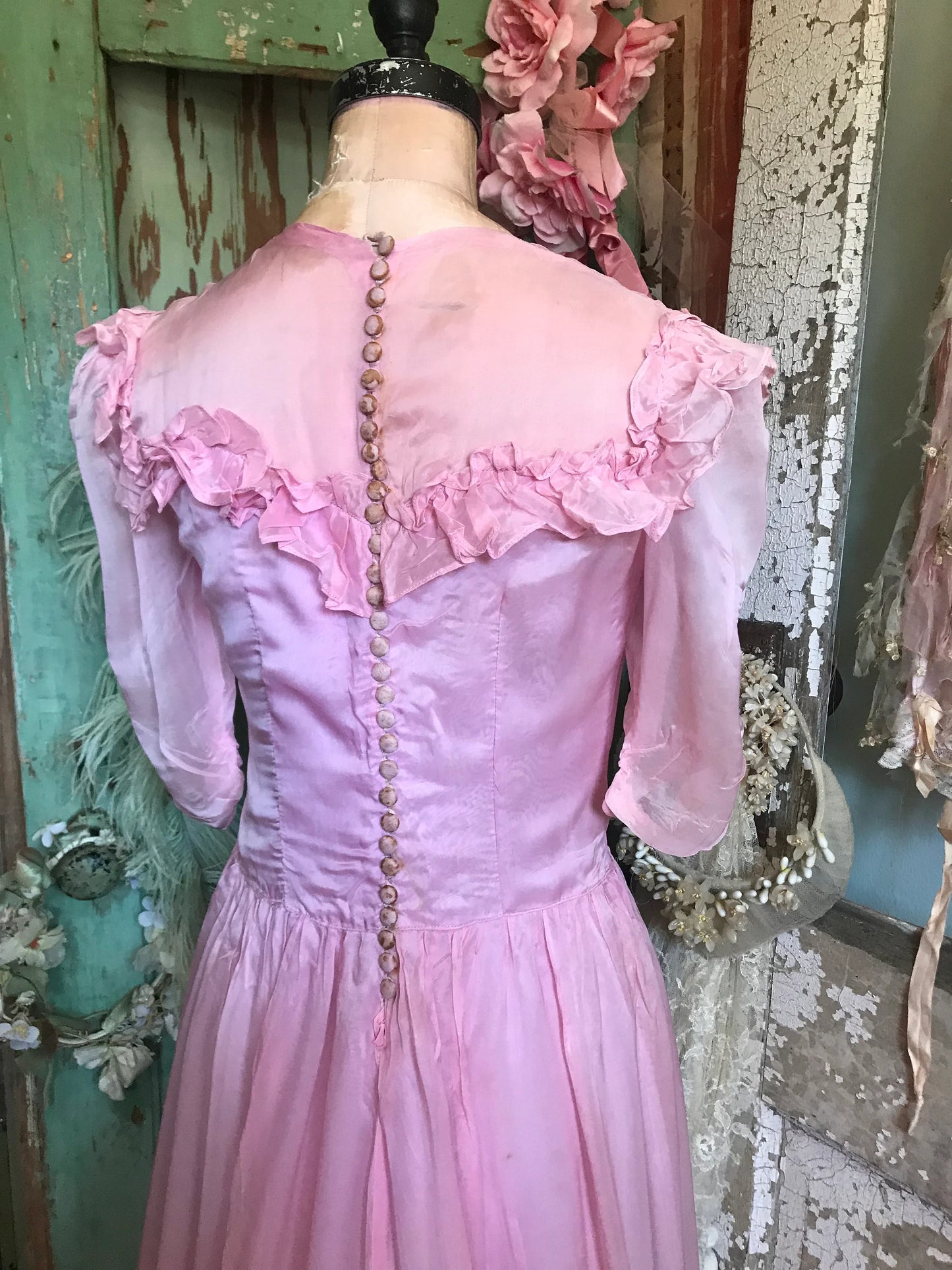 Vintage Pink Ruffled Prom Dress